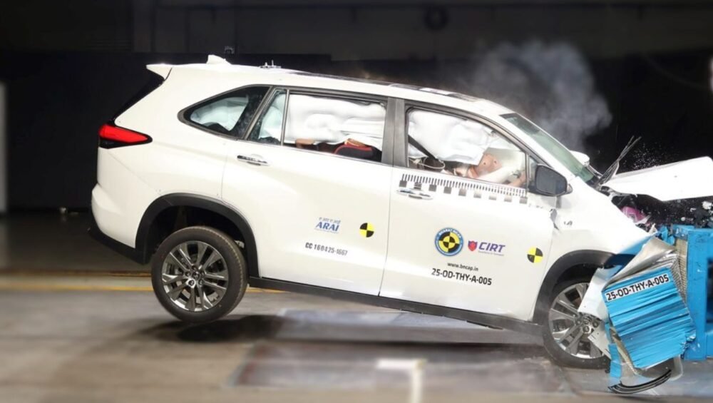 Toyota Innova HyCross Scores 5 Stars